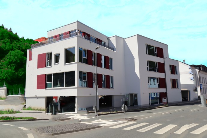 Man sieht die Tagesklinik Plettenberg von außen