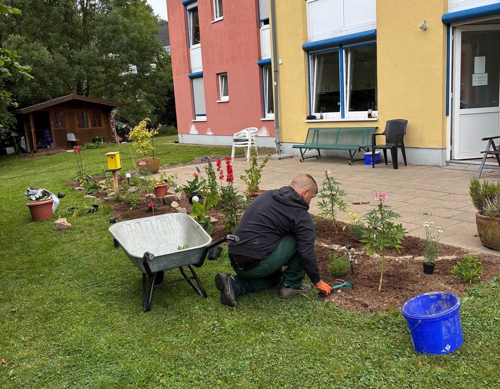 Gartenarbeit im KOSH